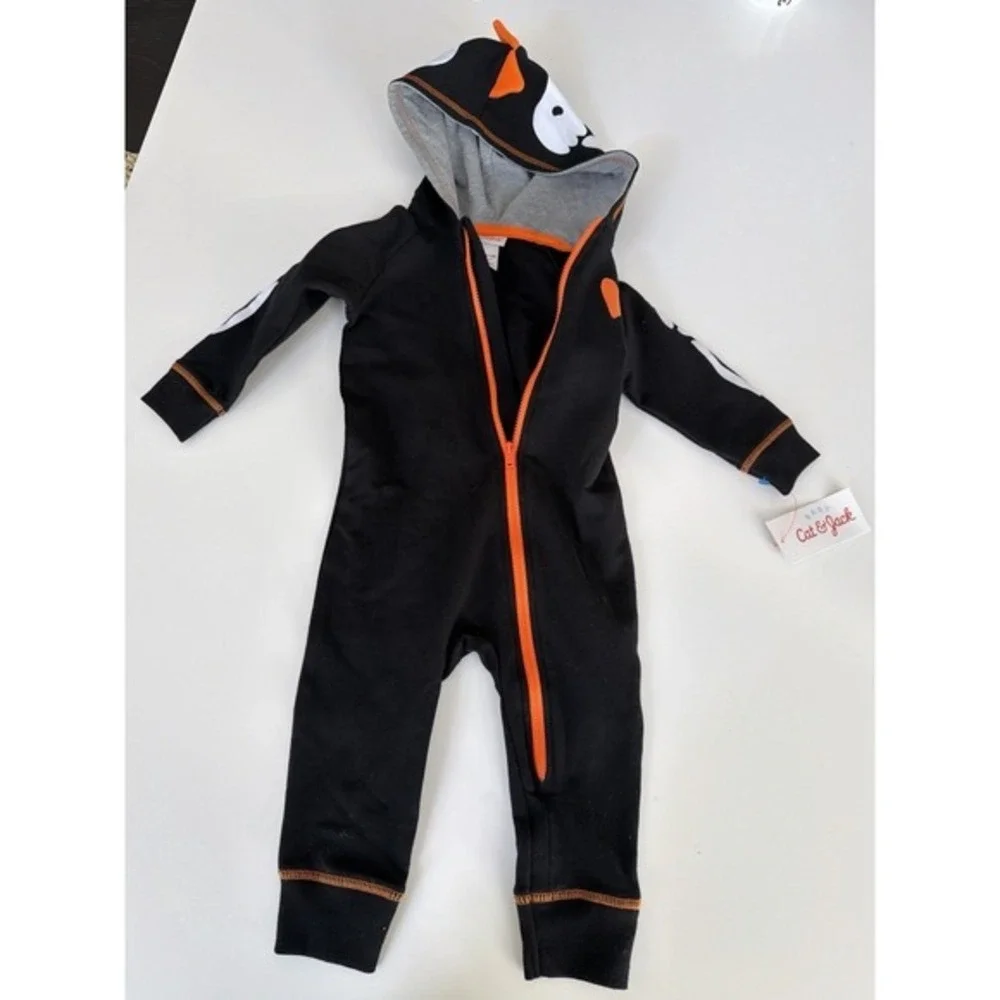 Cat & Jack Baby Dinosaur Hooded Zip One-Piece Romper Black 9–12 Months NWT. 3949